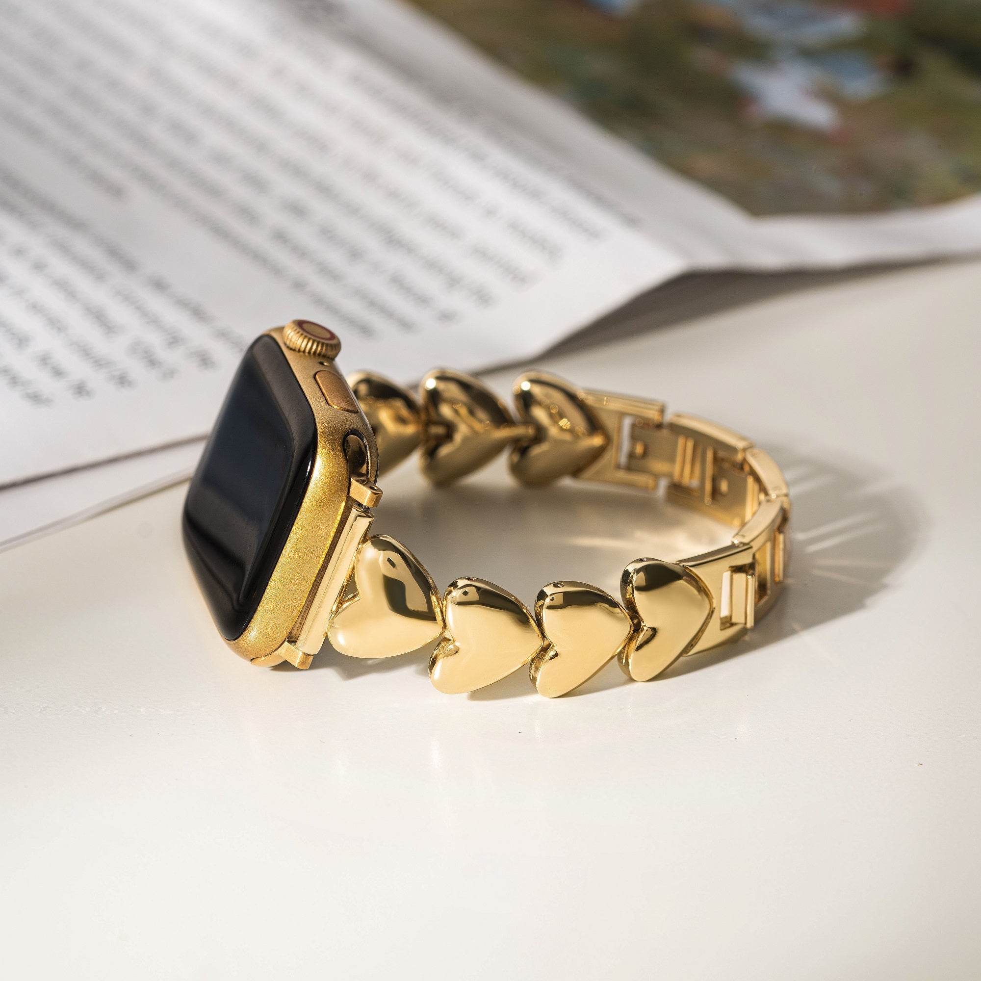 سوار ساعة Apple Watch المعدني المصقول Love