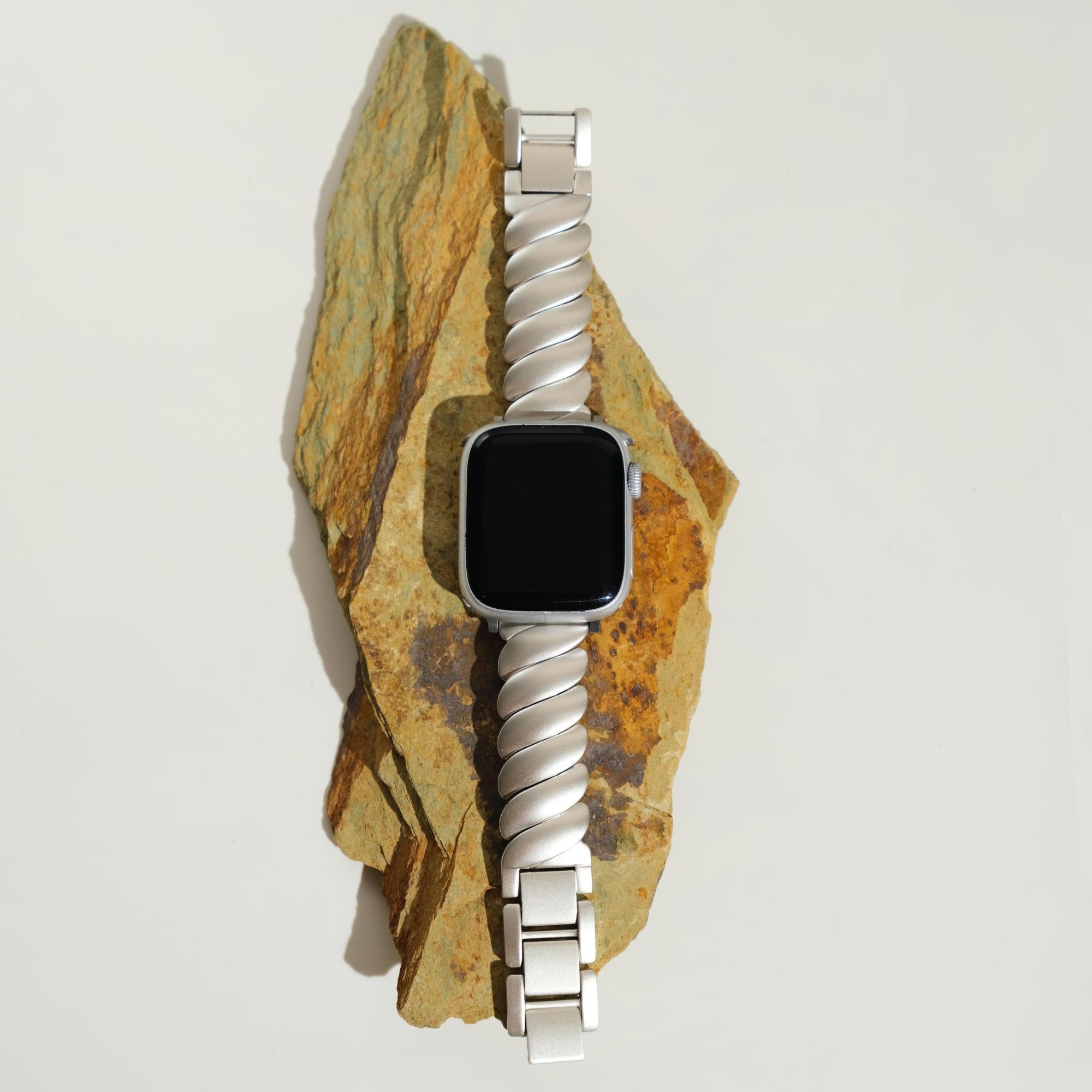 Apple Watch用ウェーブステンレススチールウォッチバンド