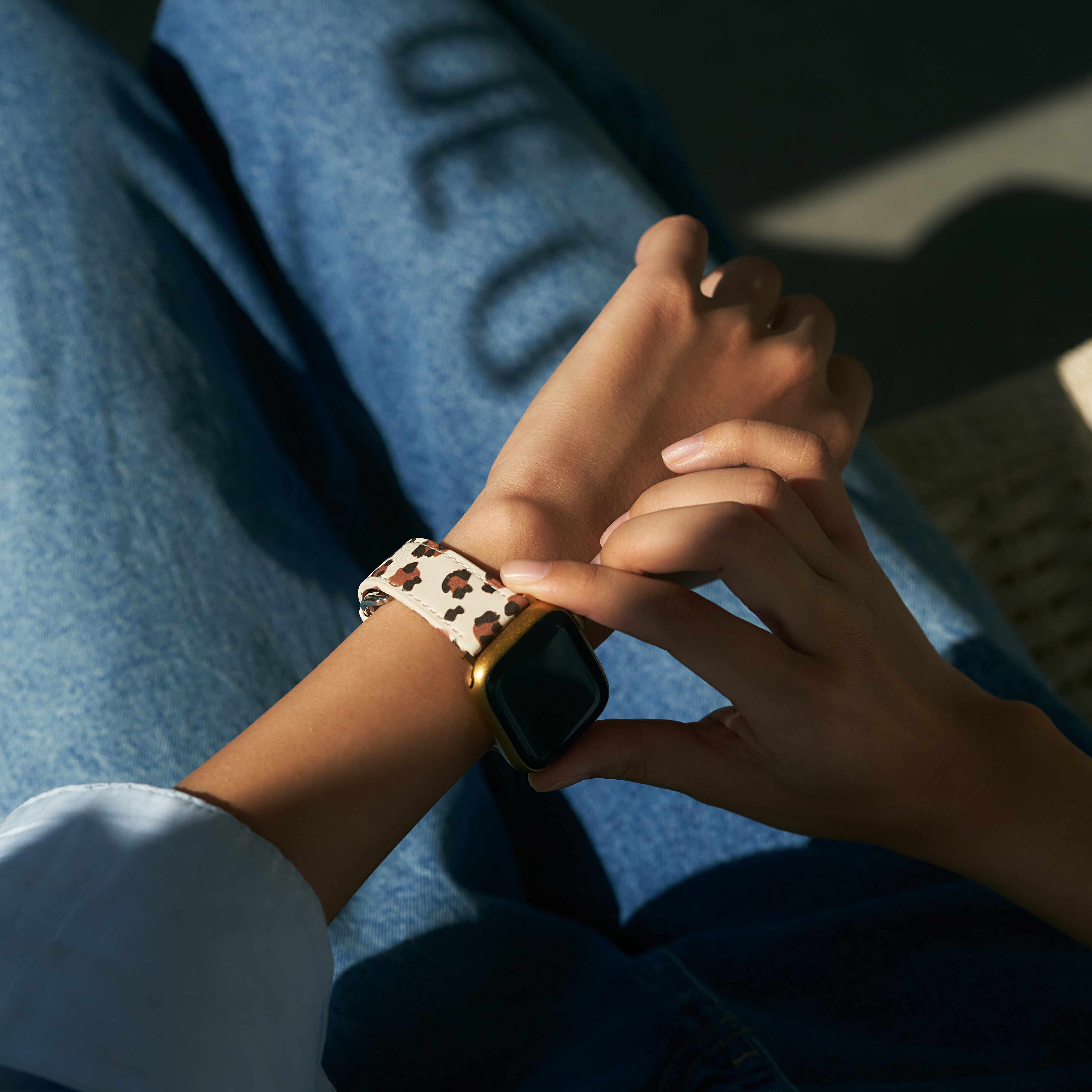 Women's Leopard Print Leather Watch Band for Apple Watch