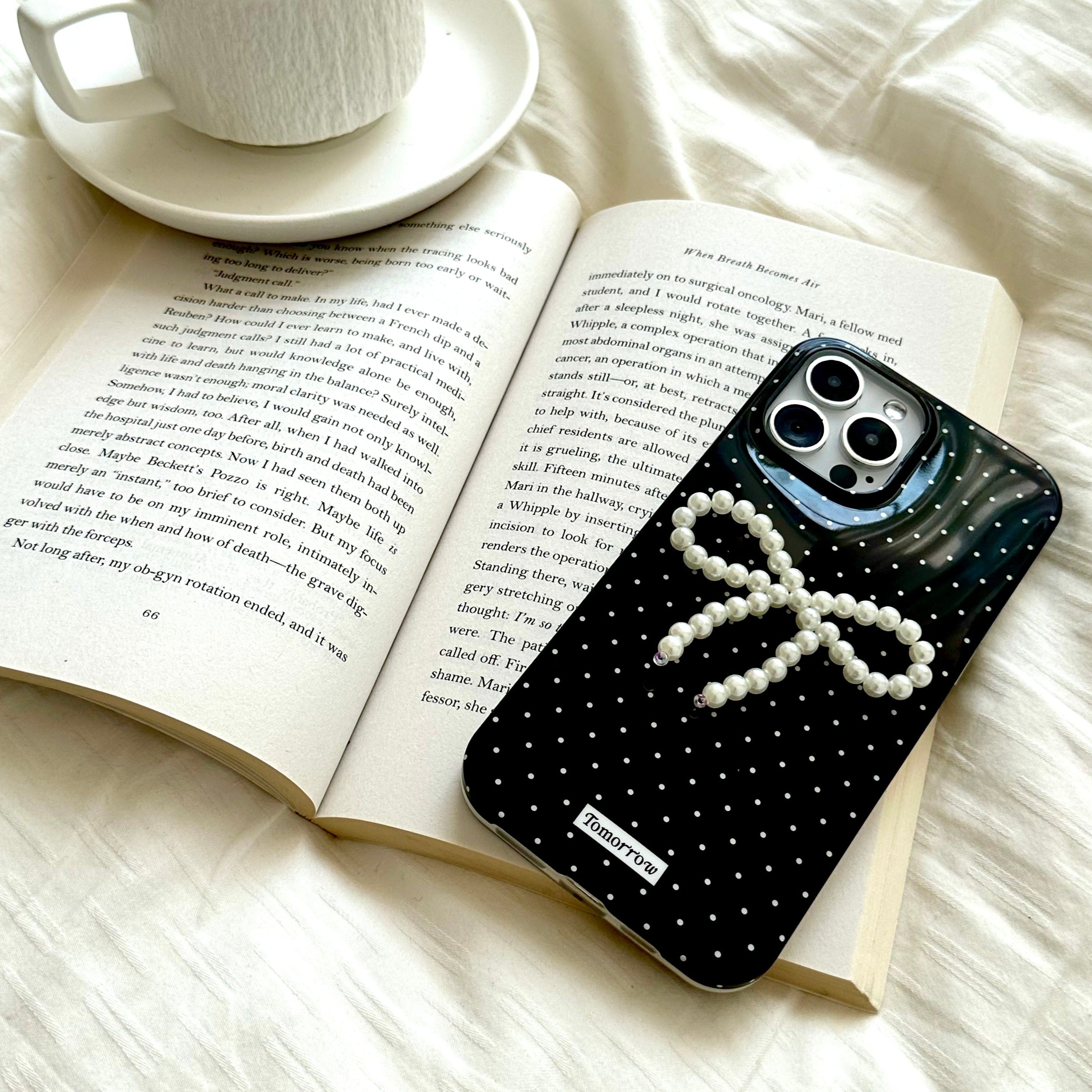 Pearly Bowknot Dotted Phone Case